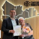Mayor to honour foster mum who has changed the lives of more than 400 children